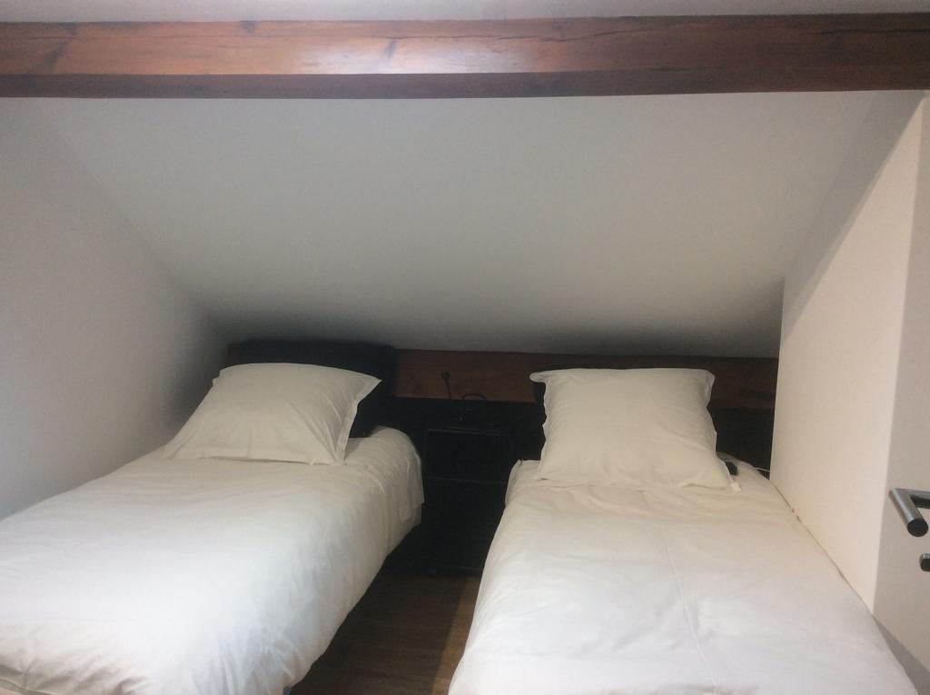 Chambres Et Table D'Hotes La Belle Lensoise Exterior foto