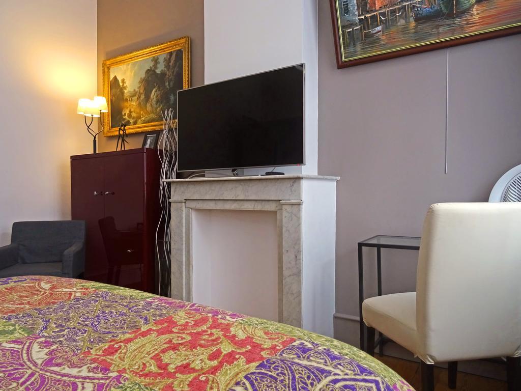 Chambres Et Table D'Hotes La Belle Lensoise Exterior foto